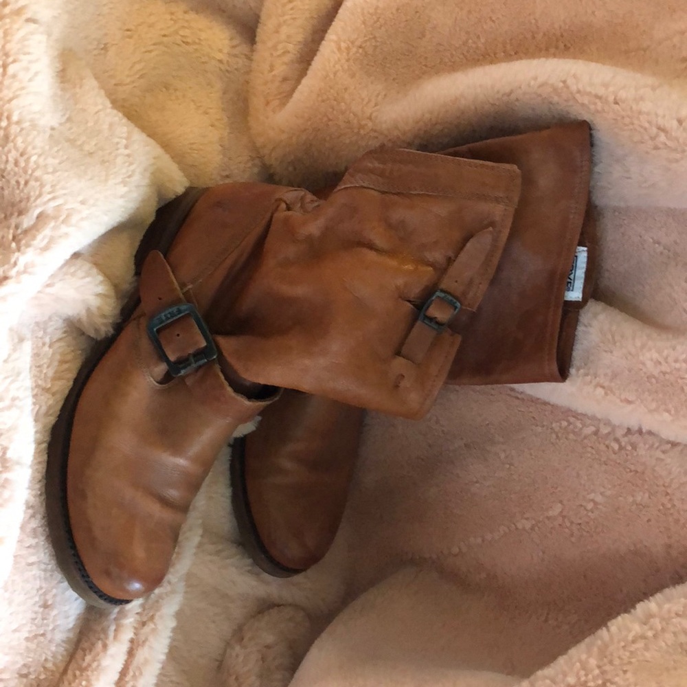 Frye Veronica Boot